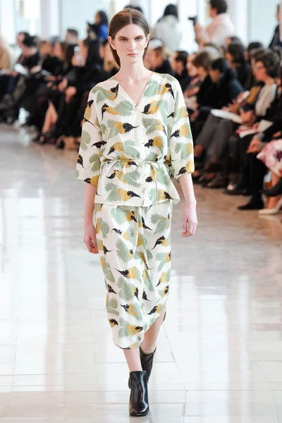 Look 24